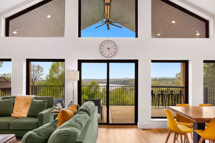 the lookout ten10 creative brand logo design vancation rental air bnb vrbo