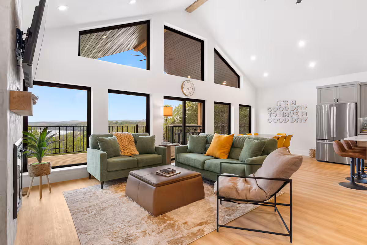 the lookout ten10 creative brand logo design vancation rental air bnb vrbo